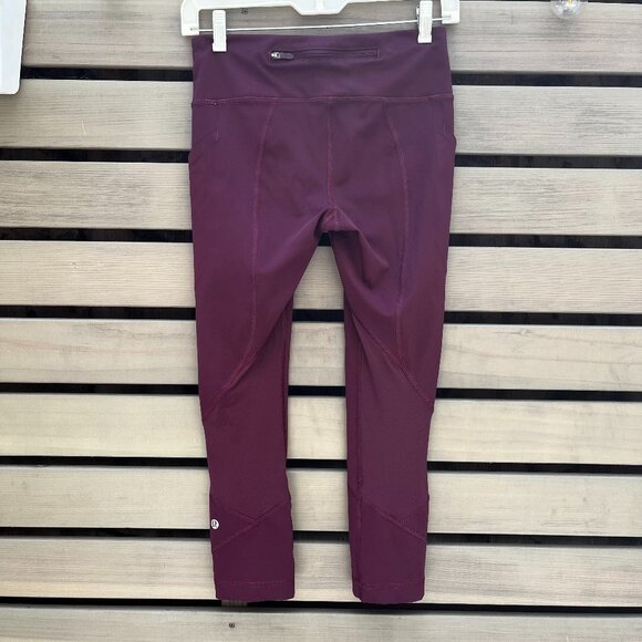 Lululemon Pace Rival Crop in Dark Adobe (Burgundy Maroon) 22" Length, Size 4 EUC - Picture 2 of 9